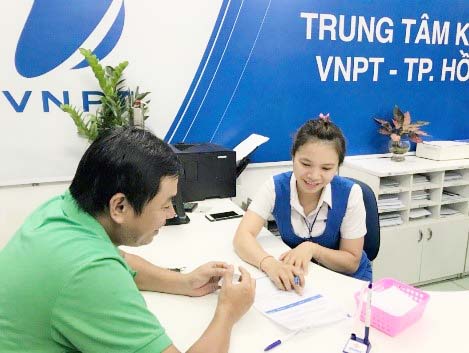 Trung tâm kinh doanh VNPT TP.HCM tích cực hỗ trợ khách hàng hoàn thiện thông tin thuê bao sim Vinaphone