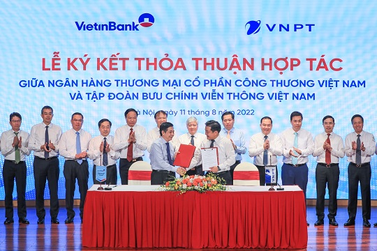 VNPT hợp tác xây dựng hệ sinh thái tài chính số toàn diện với Tập đoàn Bảo Việt và Ngân hàng Vietinbank